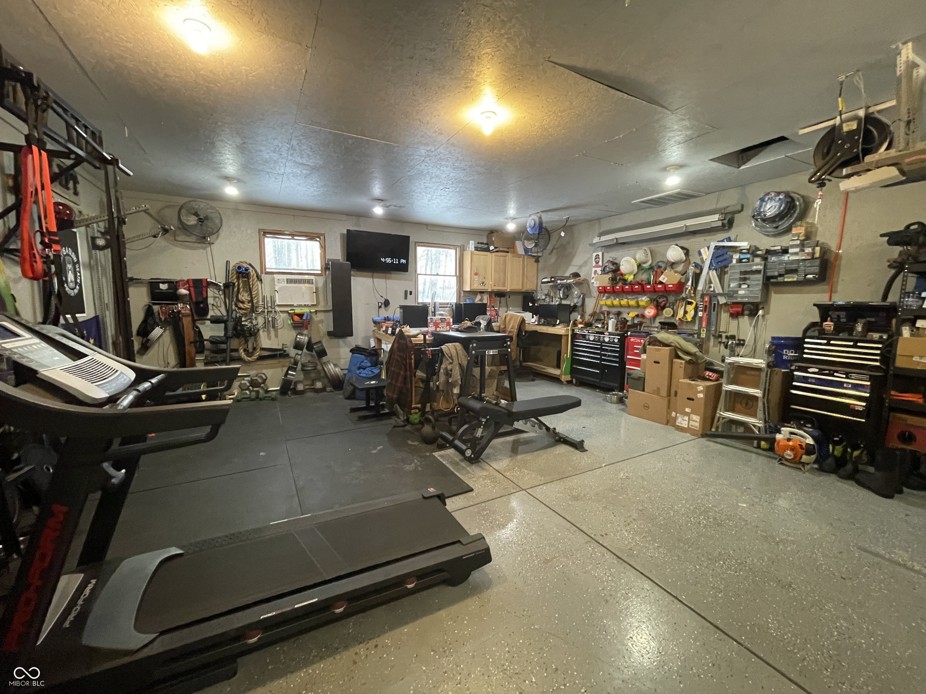 8263 West Deaver Road Columbus, IN 47201 - Photo 41 of 56 Gallery Image 41