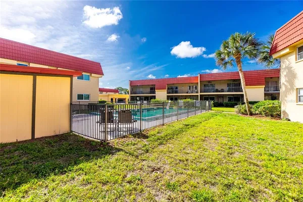 $159,000 | 207 Rubens Drive, Unit G, Nokomis, FL 34275