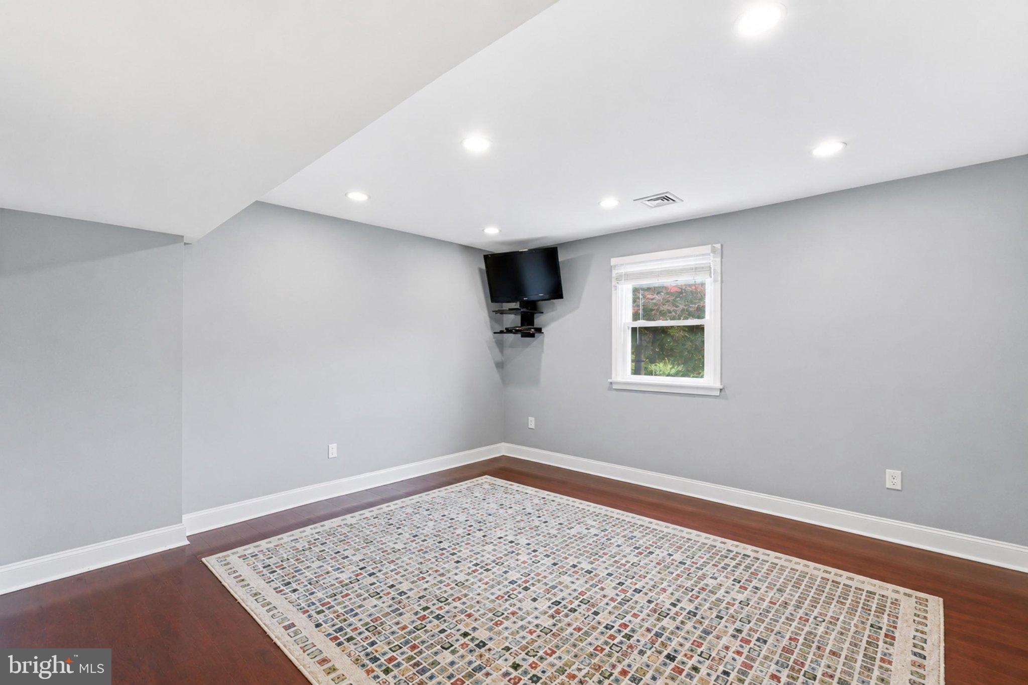 1002 Tannerie Run Road Ambler, PA 19002 - Photo 31 of 67 Versatile space with modern charm.