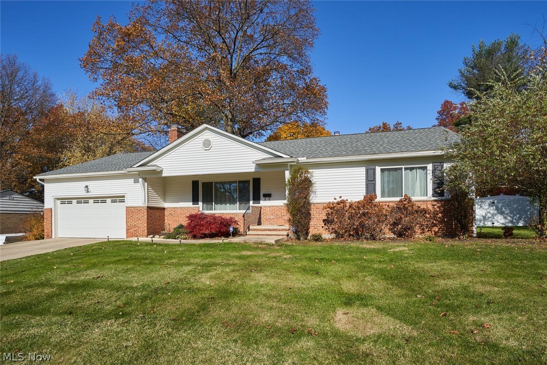 2041 Ganyard Road Akron, OH 44313 - Photo 2 of 22 Gallery Image 2