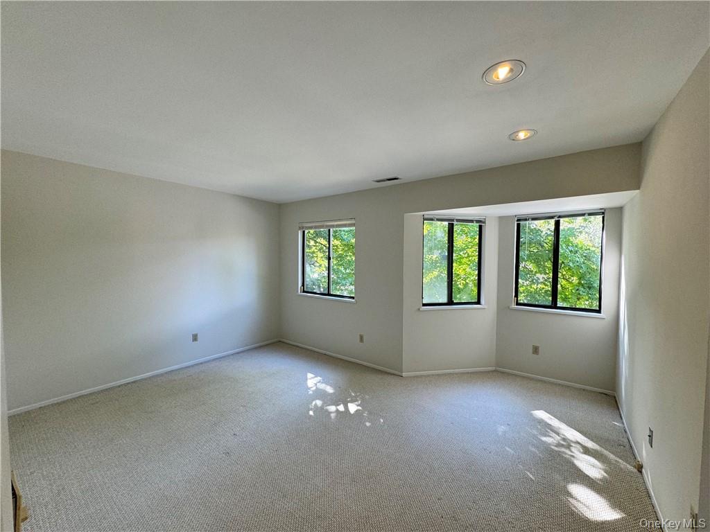 17 Rambling Brook Road Chappaqua, NY 10514 - Photo 21 of 32 Second spacious bedroom with large windows providing an abundance of natural light