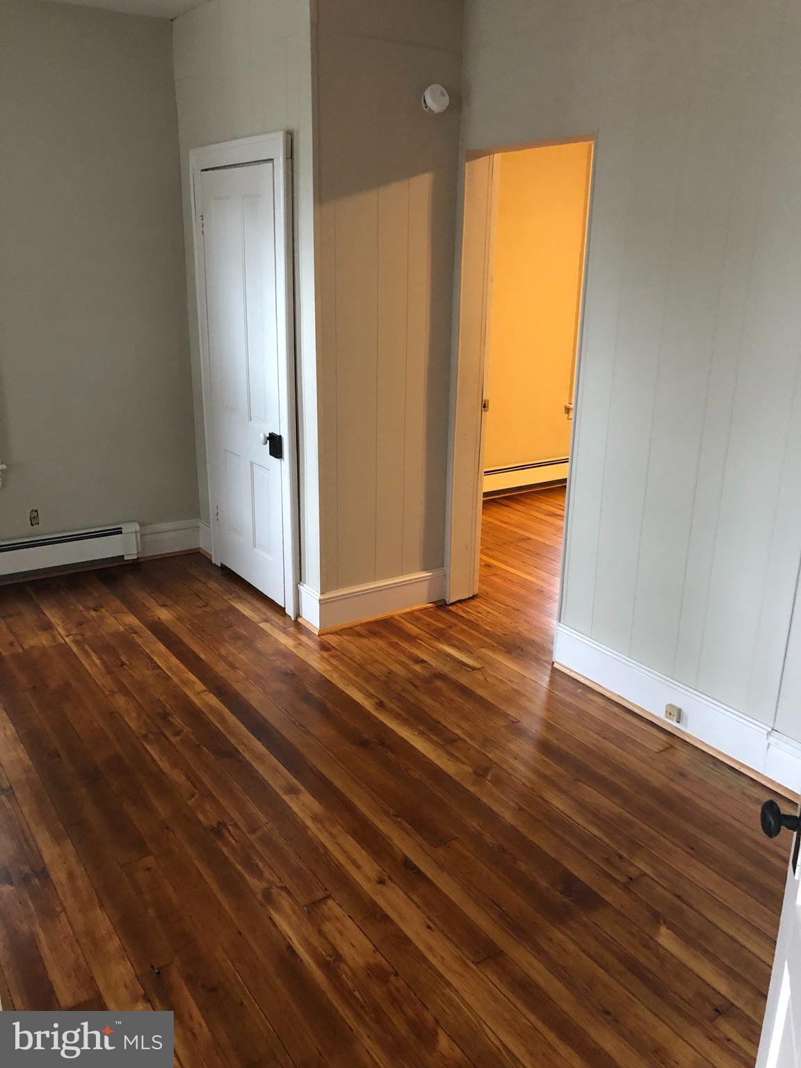 244 Locust Street Hanover, PA 17331 - Photo 10 of 31 1st Floor