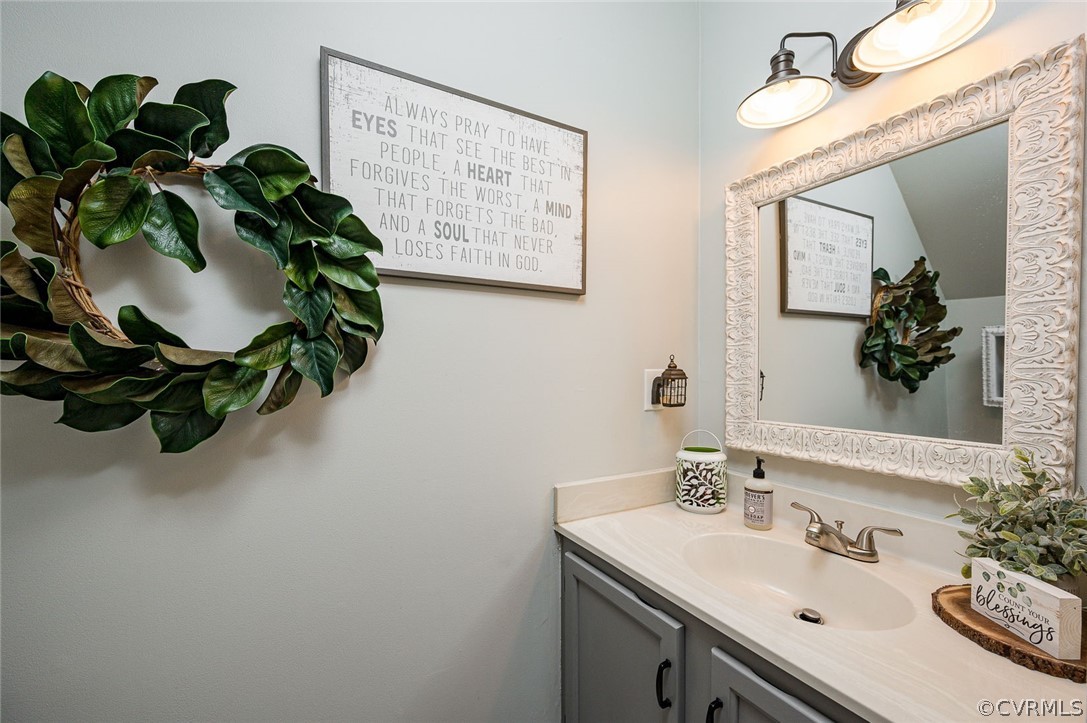 5606 Standing Oak Road Midlothian, VA 23112 - Photo 13 of 26