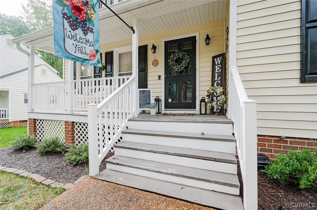 5606 Standing Oak Road Midlothian, VA 23112 - Photo 3 of 26
