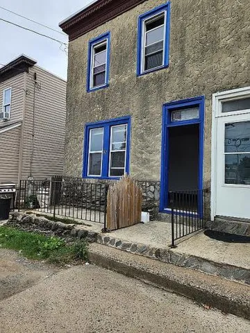 $175,000 | 32 Darby Road, Havertown, PA 19083