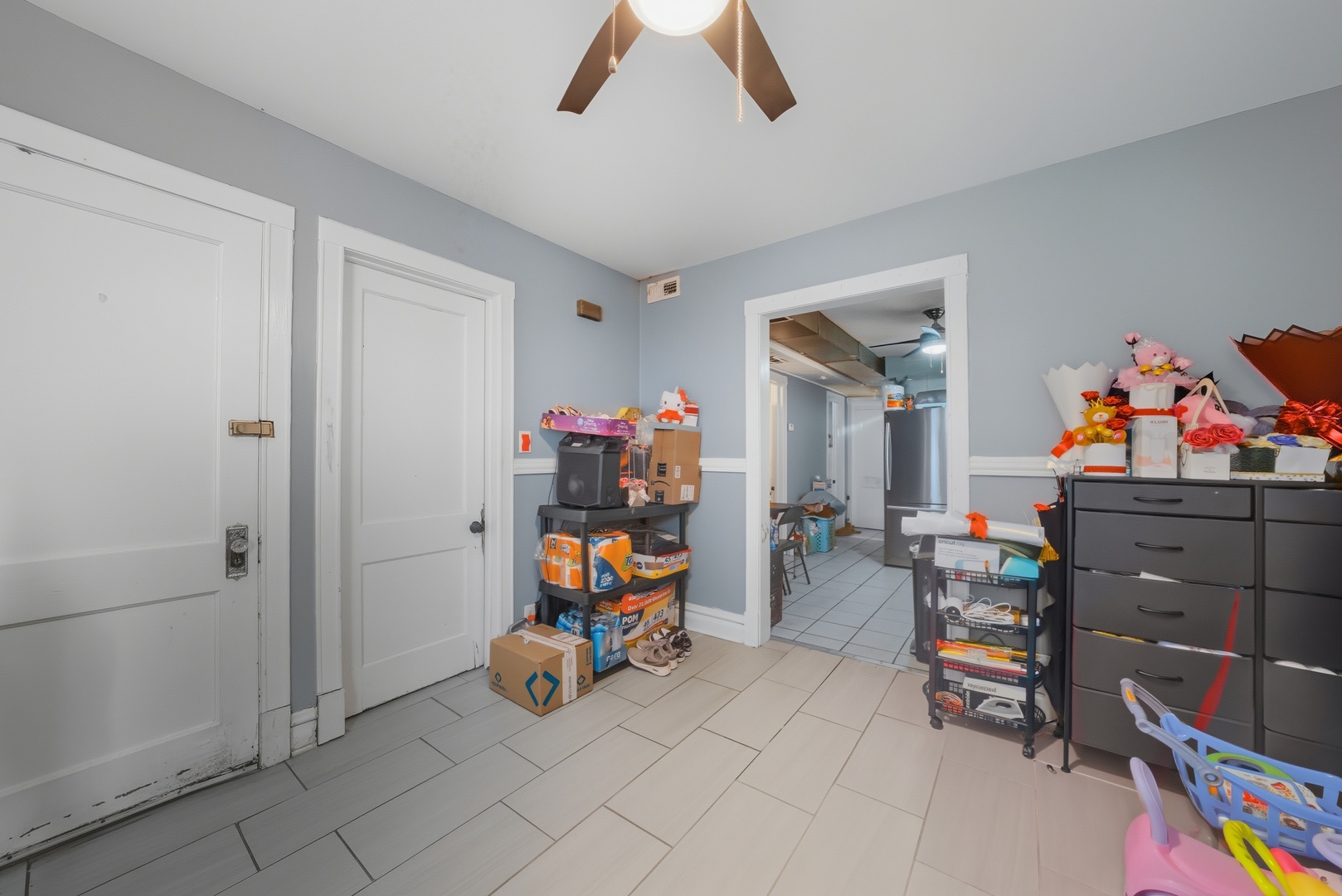 2527 South Harding Avenue Chicago, IL 60623 - Photo 10 of 13