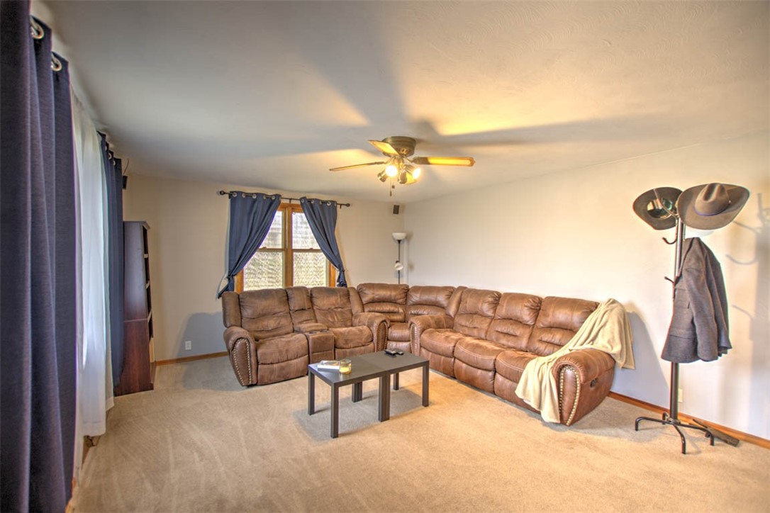 6155 Camp Warren Road Decatur, IL 62521 - Photo 5 of 18 a living room with furniture and a window