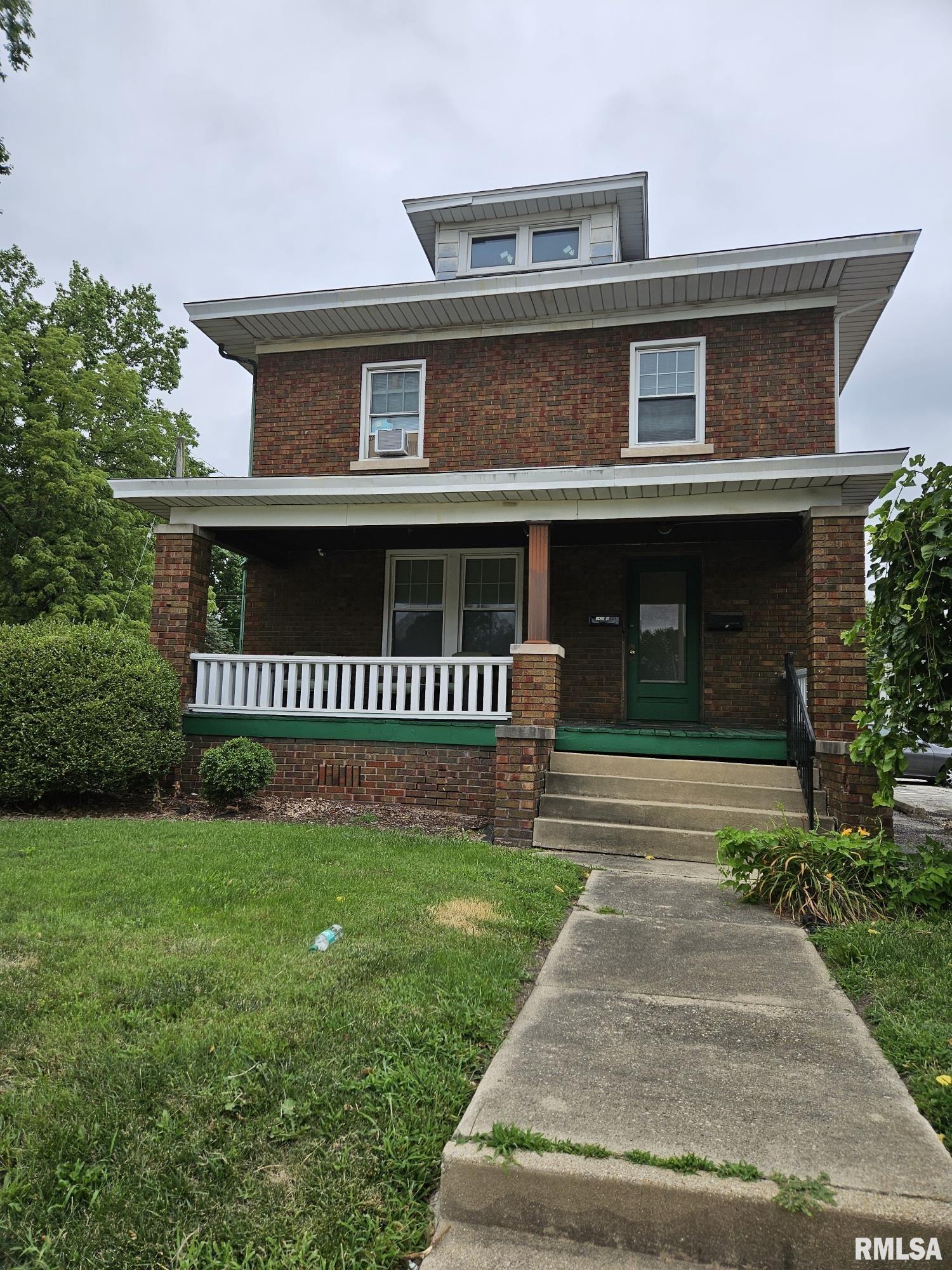 1425 South MacArthur Boulevard Springfield, IL 62704 - Photo 1 of 5 Gallery Image 1