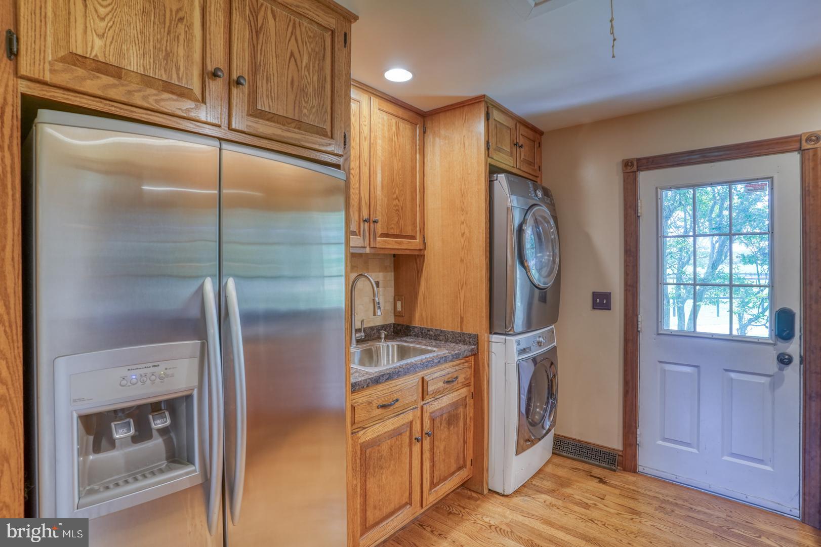 952 Churchtown Road Middletown, DE 19709 - Photo 22 of 100 Laundry Room & Mud Room - Additional Ref & Cabinet
