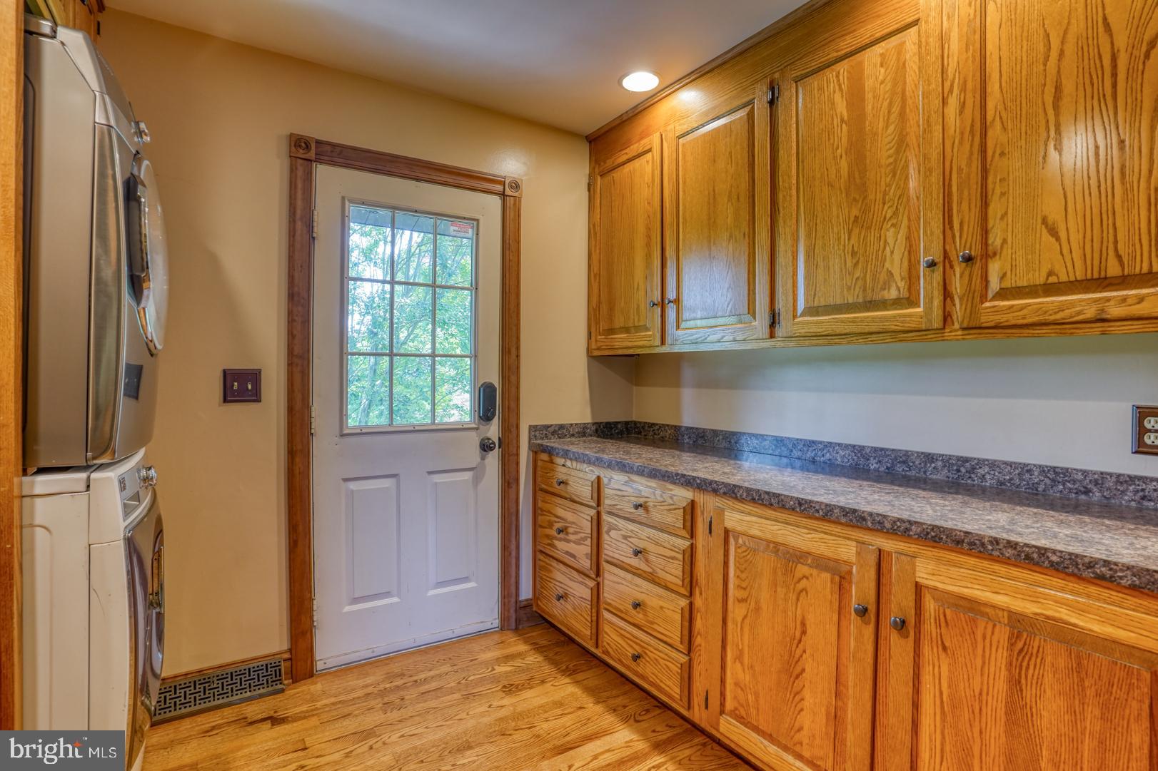 952 Churchtown Road Middletown, DE 19709 - Photo 23 of 100 Laundry Room & Mud Room - Additional Ref & Cabinet
