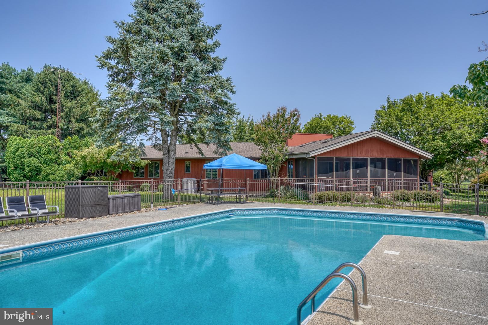 952 Churchtown Road Middletown, DE 19709 - Photo 50 of 100 Swimming Pool