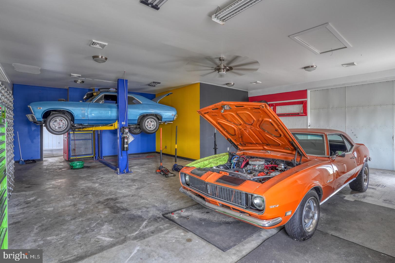 952 Churchtown Road Middletown, DE 19709 - Photo 72 of 100 Back Building - Interior - Car Shop