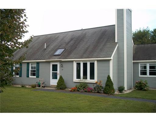 39 Willow Grove Road, Unit 39 Brunswick, ME 04011 - Photo 1 of 10 Exterior Front.