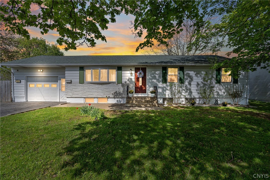 Charming Ranch Home!