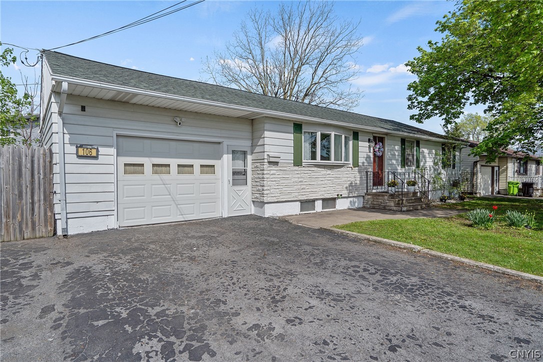 106 Deborah Drive Salina, NY 13088 - Photo 3 of 37