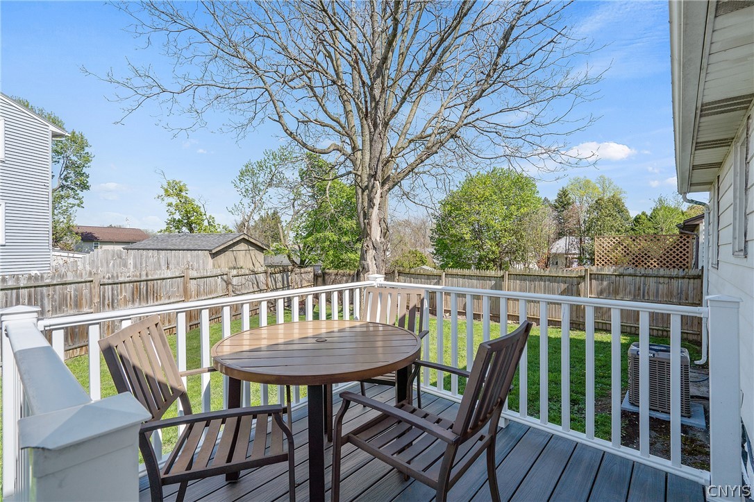 106 Deborah Drive Salina, NY 13088 - Photo 34 of 37