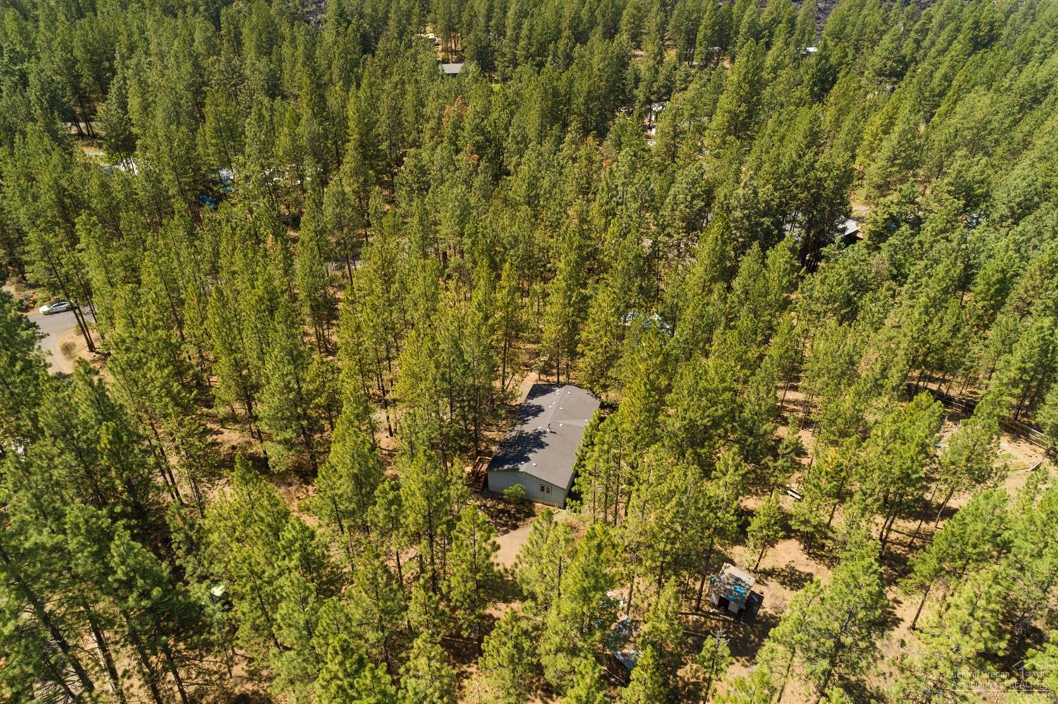 60106 Turquoise Road Bend, OR 97702 - Photo 24 of 25 Additional Photo