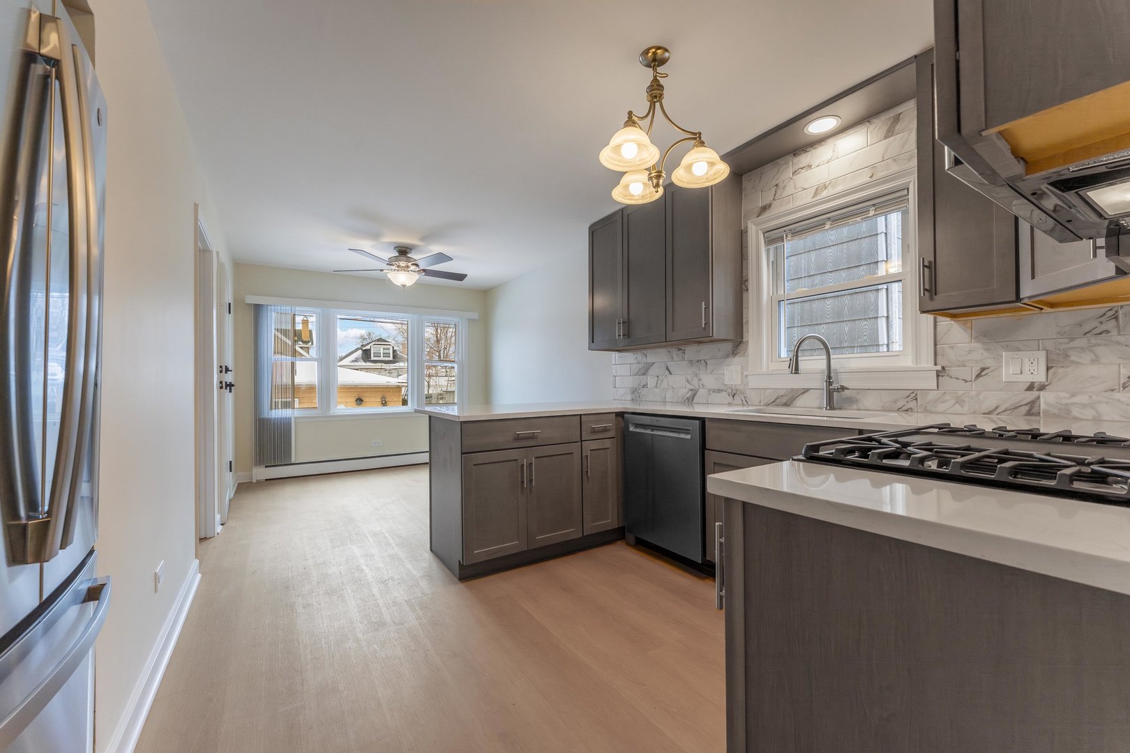 6031 West Addison Street, Unit 1 Chicago, IL 60634 - Photo 8 of 11