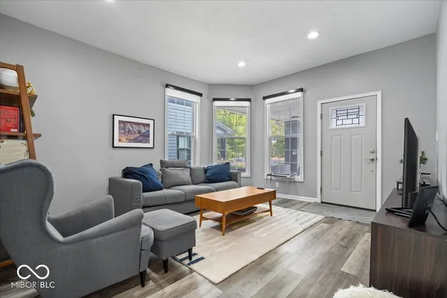 $350,000 | 2732 Guilford Avenue, Indianapolis, IN 46205