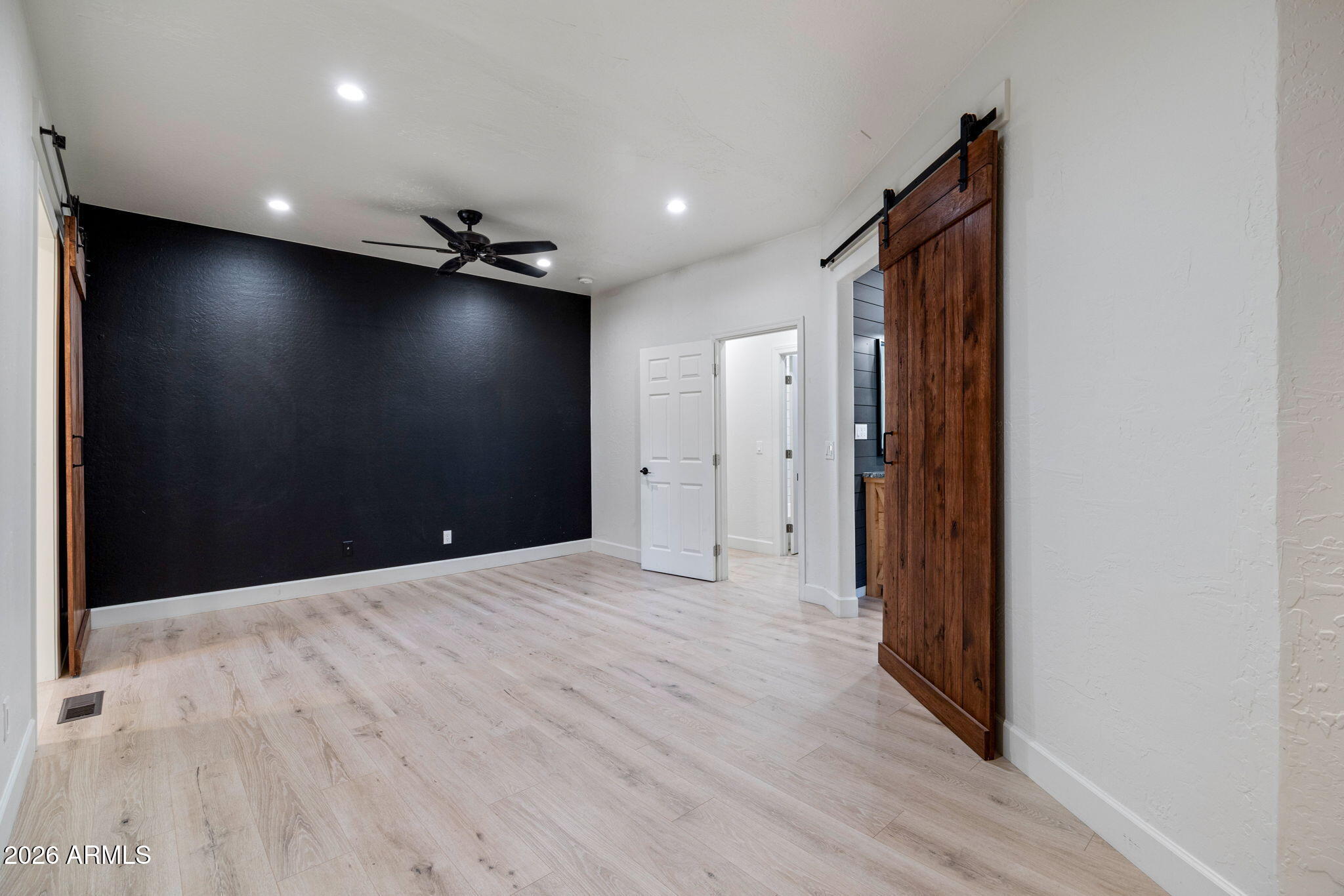 3310 Tonto Drive Overgaard, AZ 85933 - Photo 14 of 54 a view of an empty room