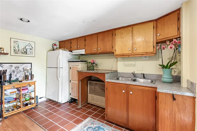 $1,850 | 74 3rd Street, Unit 3, Newport, RI 02840