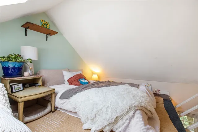 $1,850 | 74 3rd Street, Unit 3, Newport, RI 02840