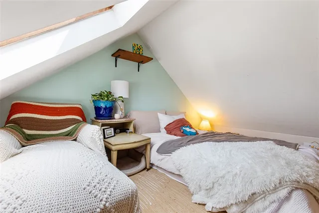 $1,850 | 74 3rd Street, Unit 3, Newport, RI 02840