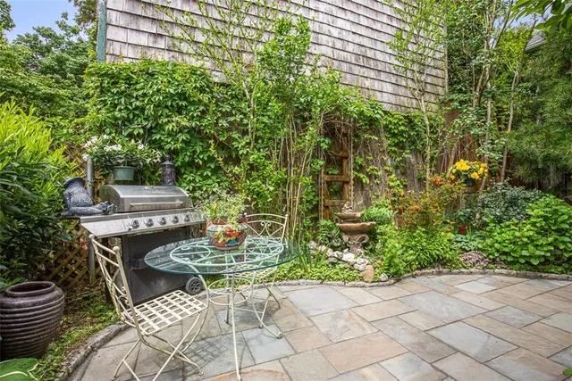 $1,850 | 74 3rd Street, Unit 3, Newport, RI 02840