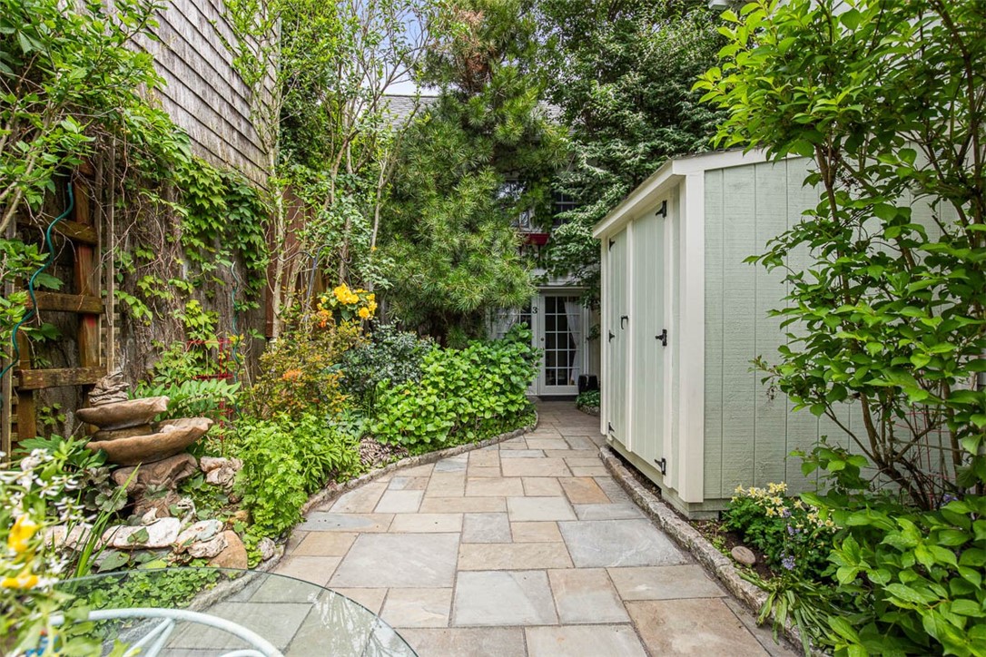 74 3rd Street, Unit 3 Newport, RI 02840 - Photo 7 of 29