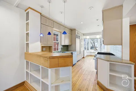 $1,399,000 | 94-11 70th Avenue | Forest Hills