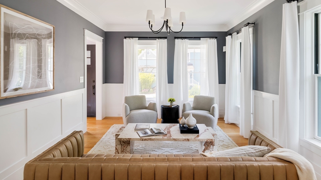 19 Cottage Street Lexington, MA 02420 - Photo 5 of 42