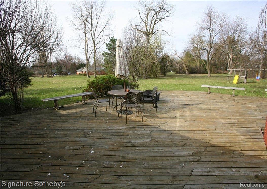 6530 Wing Lake Road Bloomfield Hills, MI 48301 - Photo 16 of 18 Deck off Of Liv. and Fam. Rooms