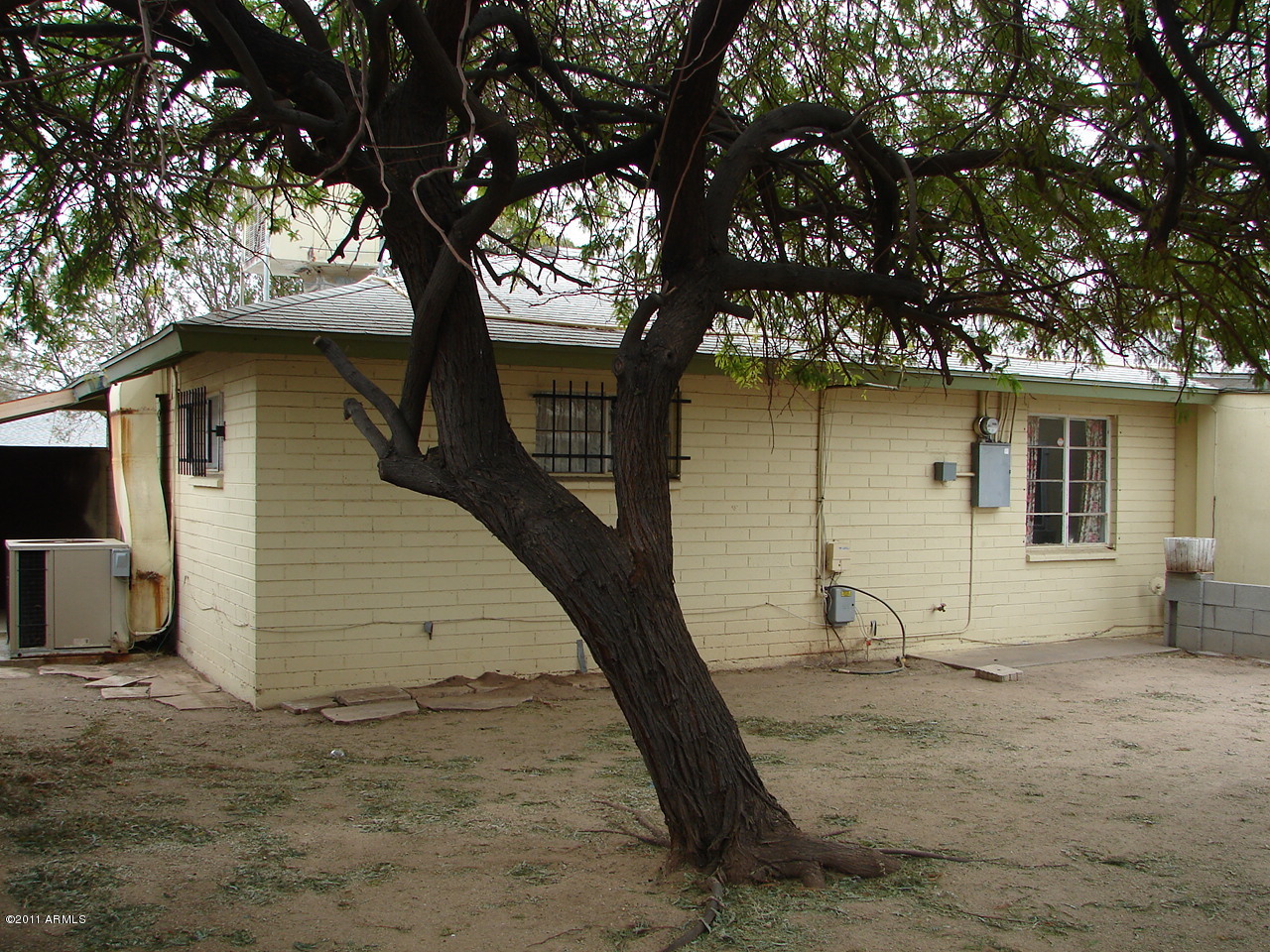 2334 West Cheery Lynn Road Phoenix, AZ 85015 - Photo 8 of 25 back