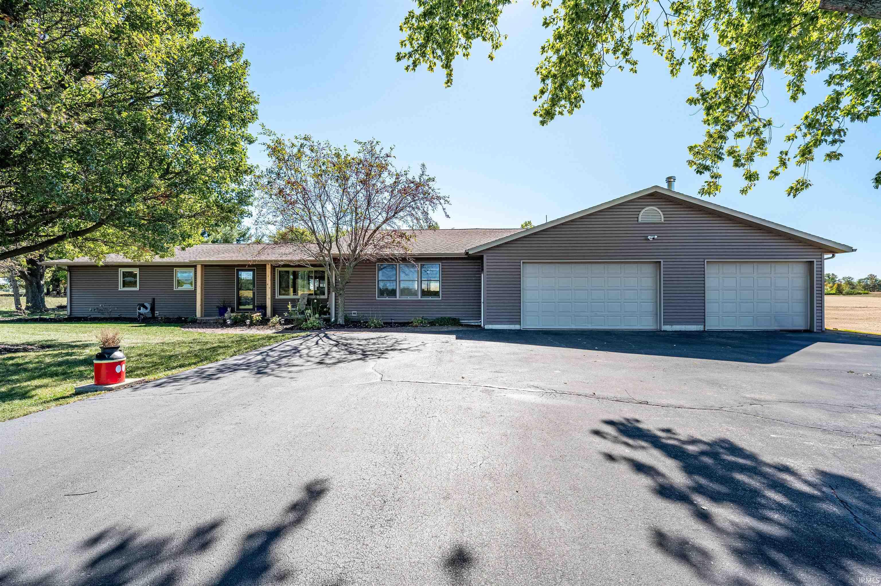 2237 West Division Road Huntington, IN 46750 - Photo 1 of 27 Gallery Image 1