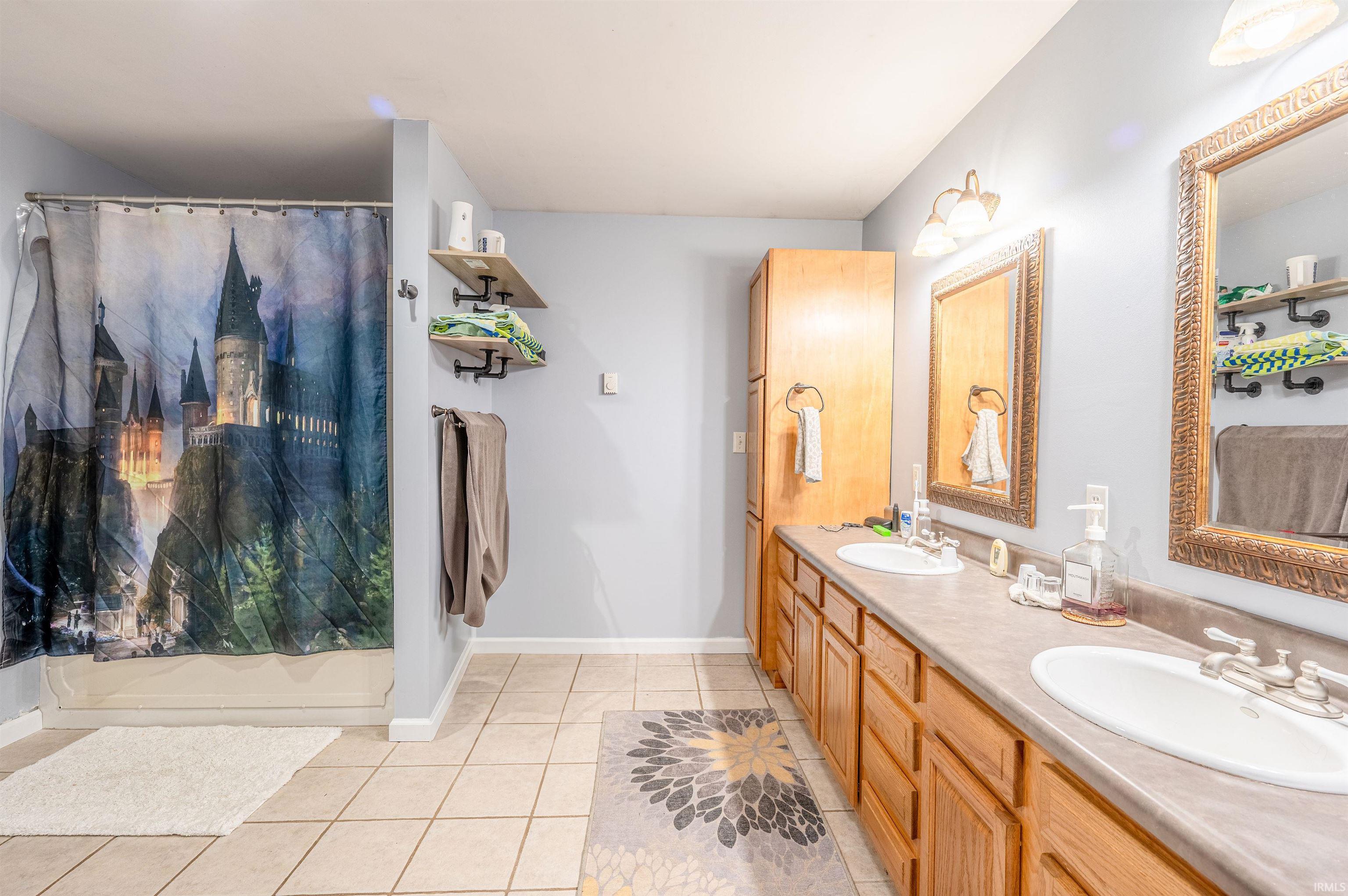 2237 West Division Road Huntington, IN 46750 - Photo 13 of 27 Gallery Image 13