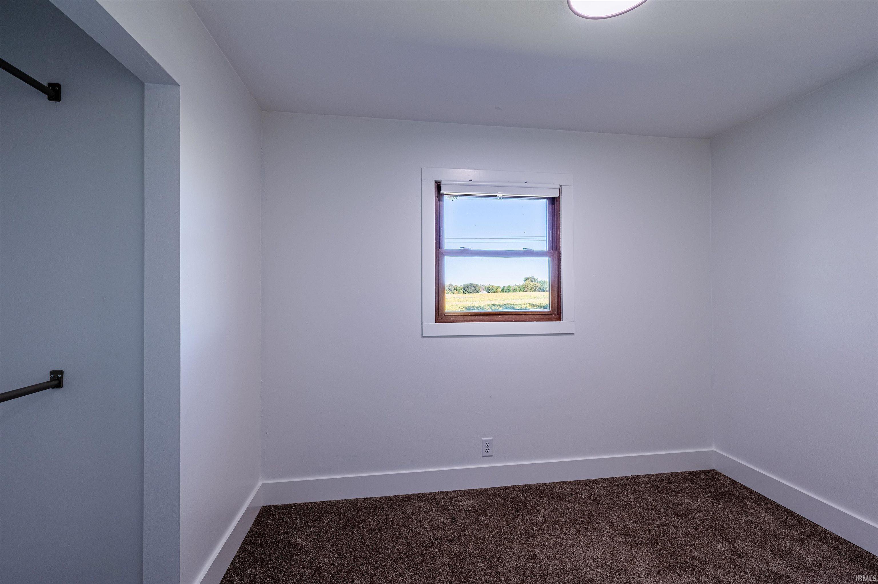 2237 West Division Road Huntington, IN 46750 - Photo 16 of 27 Gallery Image 16