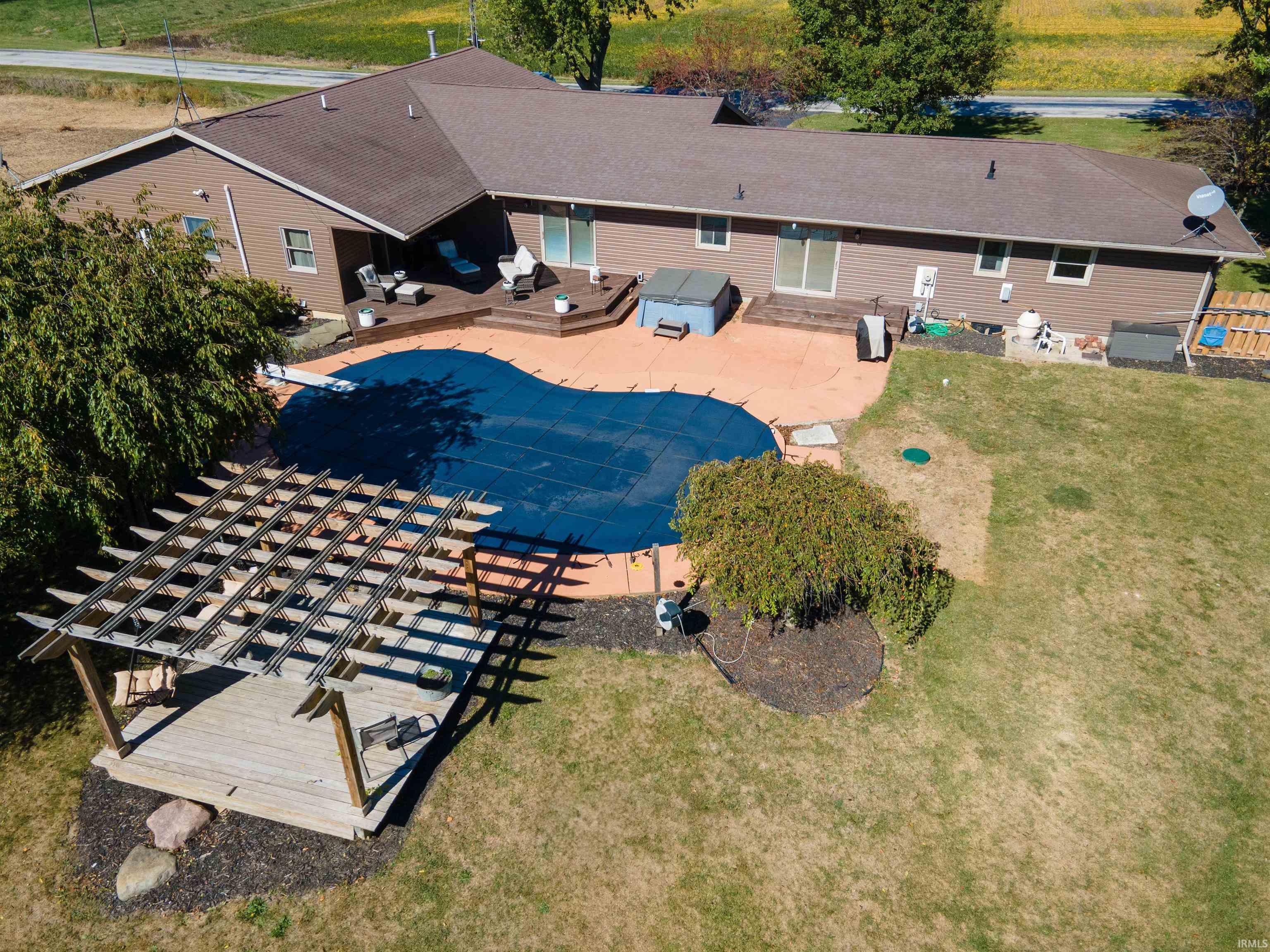 2237 West Division Road Huntington, IN 46750 - Photo 3 of 27 Gallery Image 3