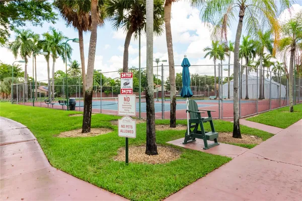 $2,278 | 17200 Northwest 64th Avenue, Unit 20207, Hialeah, FL 33015