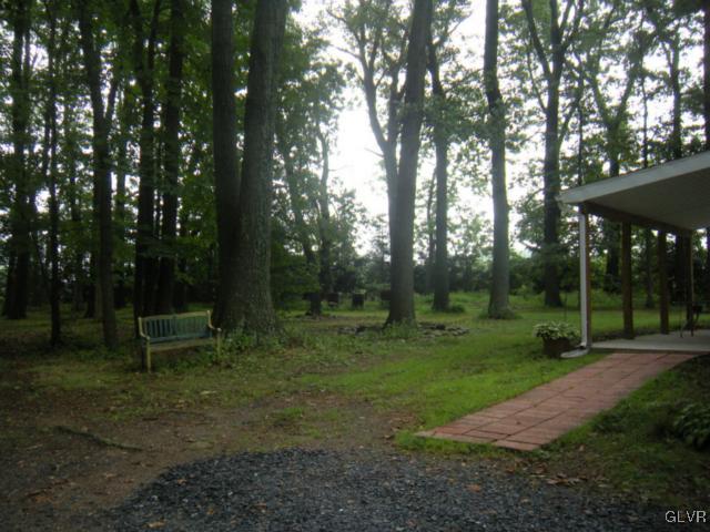 3065 Old Post Road Slatington, PA 18080 - Photo 3 of 15 Gallery Image 3