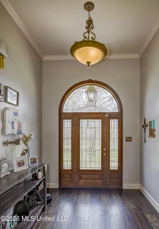 $330,000 | 204 Pebble Beach Drive, Vicksburg, MS 39183