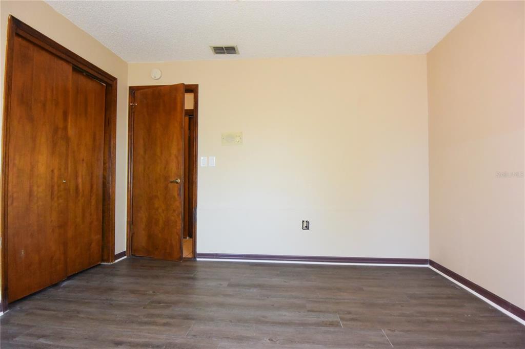 1382 Valiant Avenue Spring Hill, FL 34608 - Photo 36 of 52