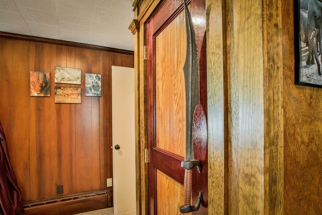 1129 Walnut Plain Road Rochester, MA 02770 - Photo 24 of 29 a view of a closet