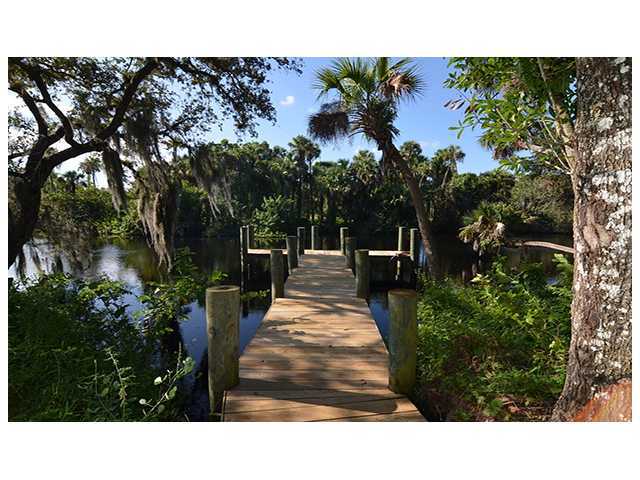 324 Southwest Lost River Road, Unit 31 Stuart, FL 34997 - Photo 1 of 25 Primary Photo