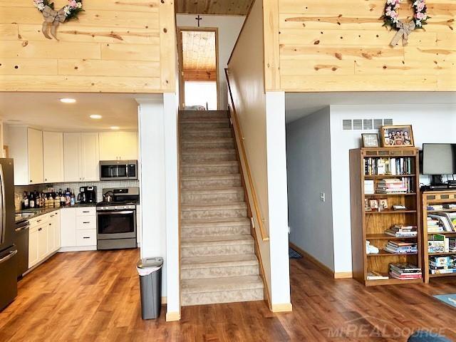 6674 North Lakeshore Road Palms, MI 48465 - Photo 8 of 8