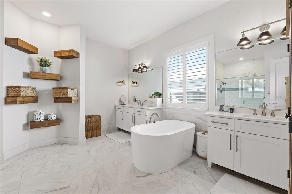 8684 Sanders Tree Loop Wesley Chapel, FL 33545 - Photo 36 of 85