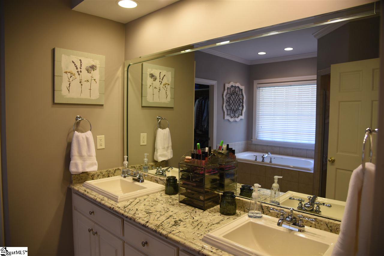 504 Mt Vernon Road Greer, SC 29651 - Photo 22 of 36