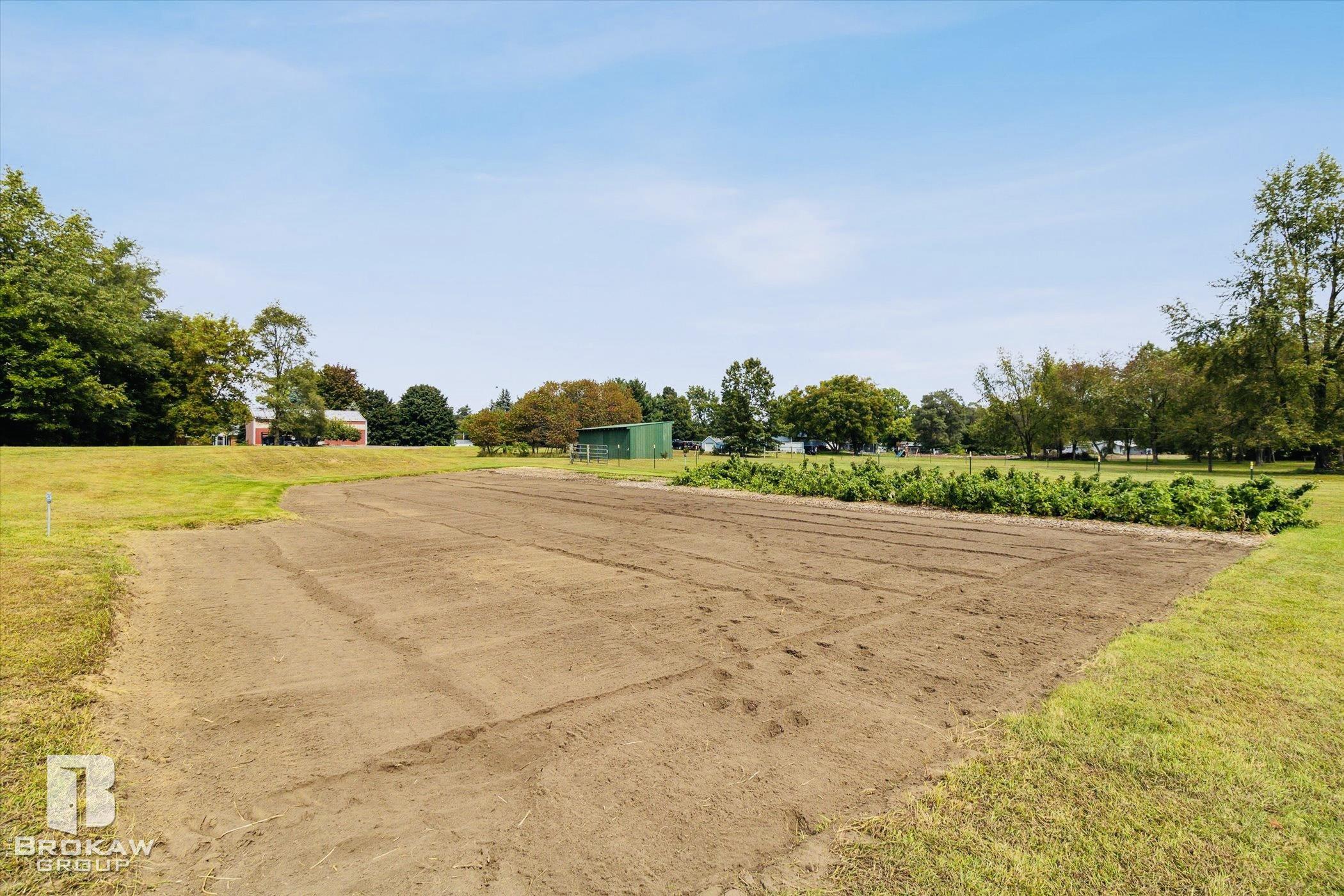 8336 East Coldwater Road Davison, MI 48423 - Photo 47 of 64 50122386-46.JPG