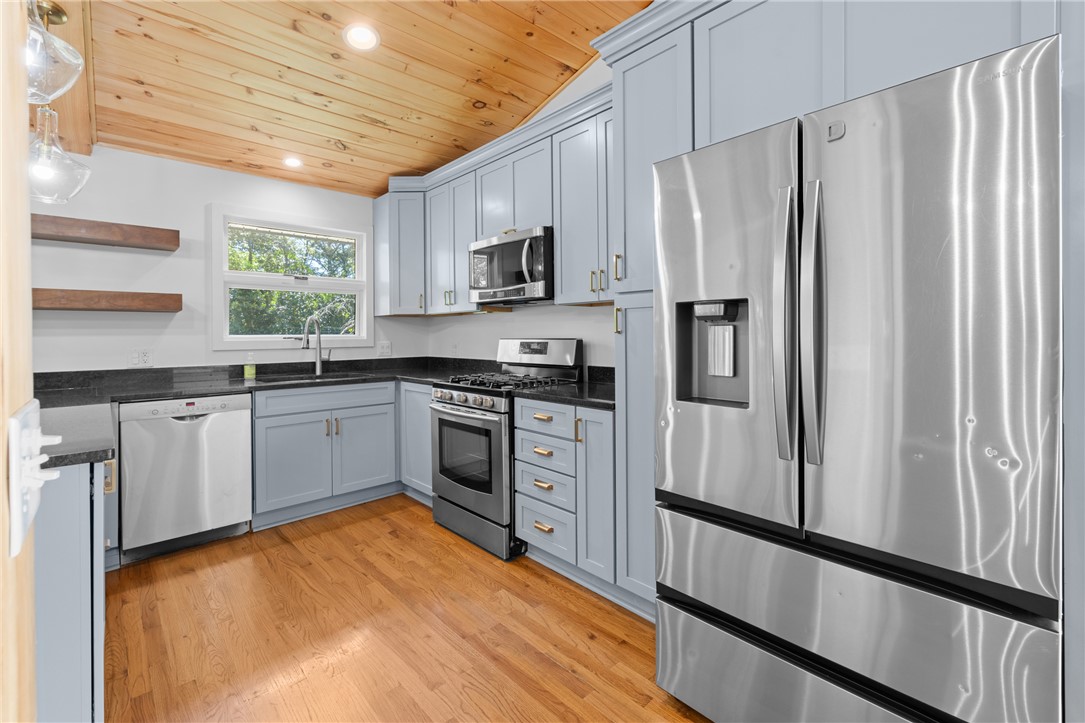231 Kings Way Clemson, SC 29631 - Photo 8 of 43
