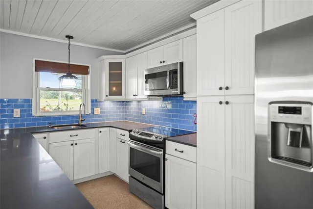 $875,000 | 951 Greenway Avenue, Dunedin, FL 34698