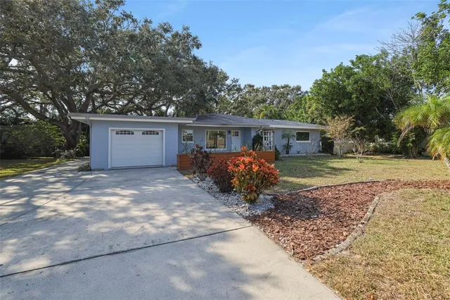 $875,000 | 951 Greenway Avenue, Dunedin, FL 34698
